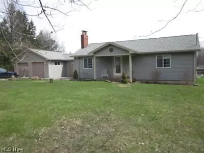 975 Warner RD, Brookfield, OH 44473