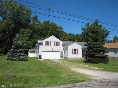 820 Devonshire AVE, Sheffield Lake, OH 44054