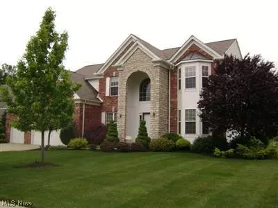 4073 Truxton PL, Avon, OH 44011