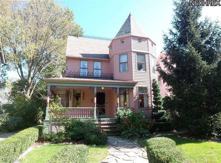 1491 Grace AVE, Lakewood, OH 44107