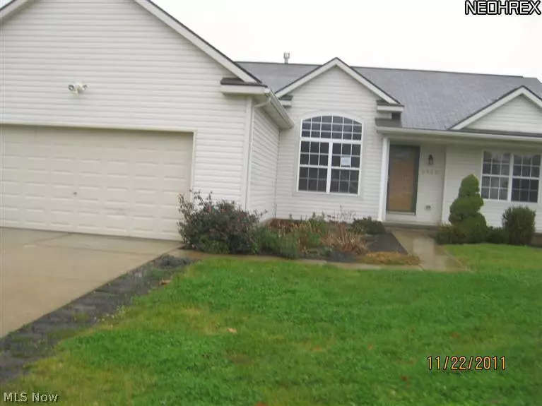 6153 Cartage AVE NW, Canal Fulton, OH 44614