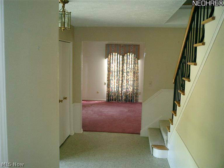 Lyndhurst, OH 44124,1856 Winchester RD