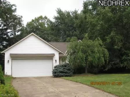 1061 Larchview DR, Painesville, OH 44077