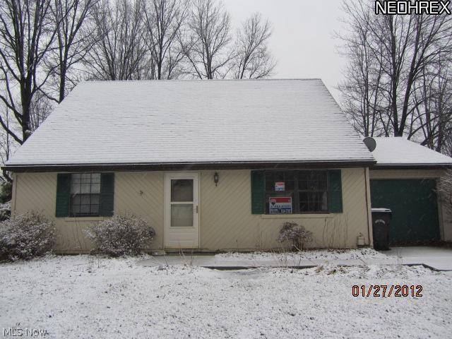 539 Carol LN, Elyria, OH 44035