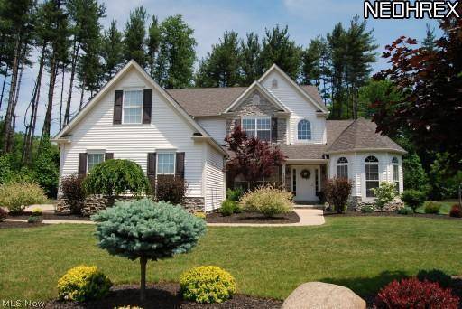 1077 Dresser LN, Macedonia, OH 44056