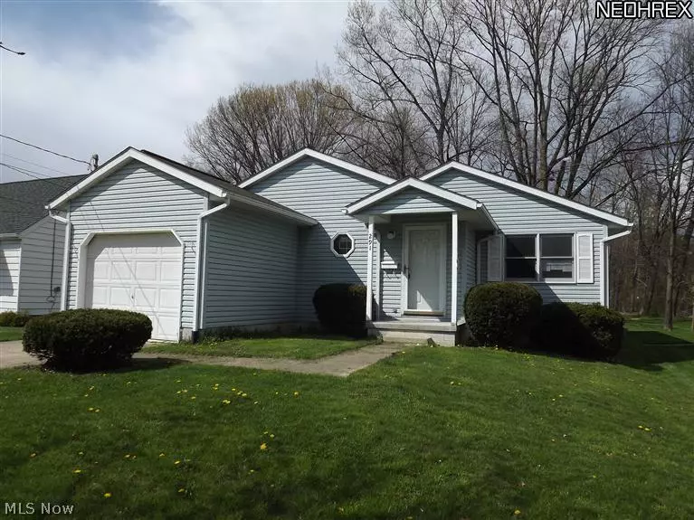 291 North ST, Rittman, OH 44270