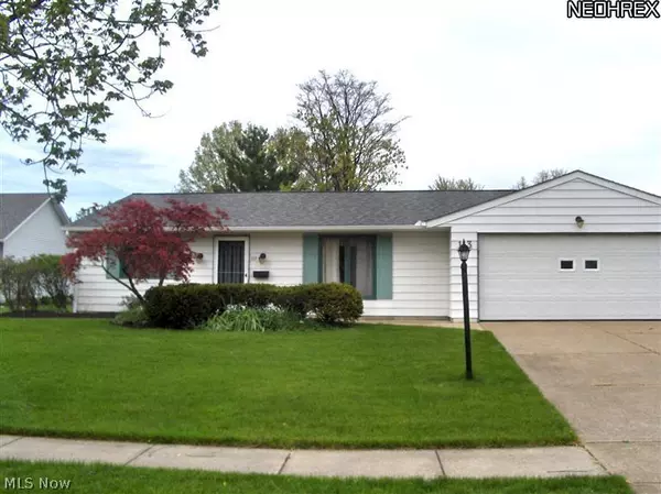 113 Notre Dame CIR, Elyria, OH 44035