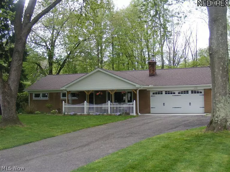 13030 Kenyon DR, Chesterland, OH 44026