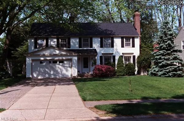 318 Plymouth DR, Bay Village, OH 44140