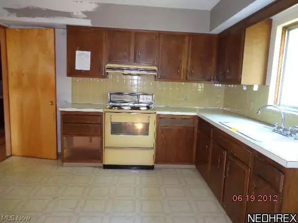 North Ridgeville, OH 44039,9025 Root