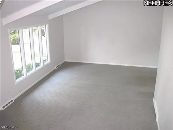 Beachwood, OH 44122,25415 Wimbledon RD