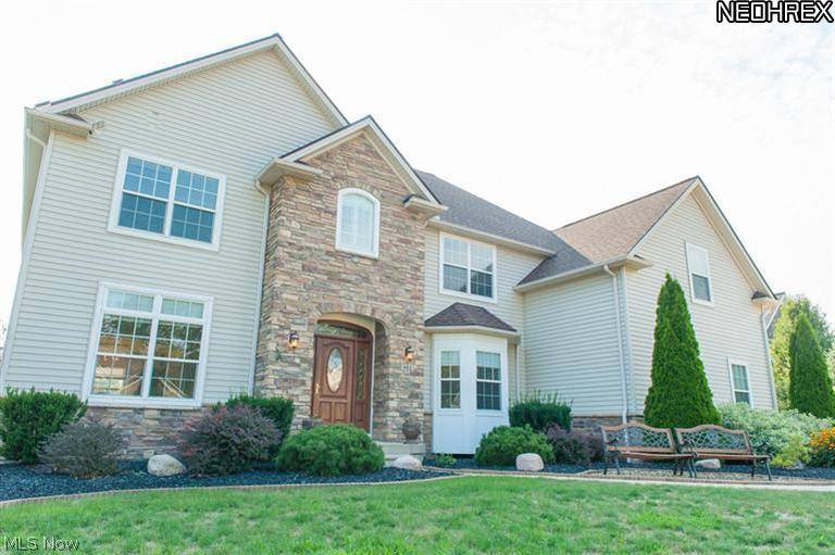 Avon Lake, OH 44012,462 Cedarwood RD