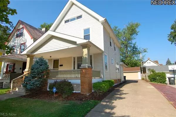1592 Orchard Grove AVE, Lakewood, OH 44107