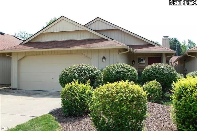 Strongsville, OH 44149,21625 Oak Bark TRL