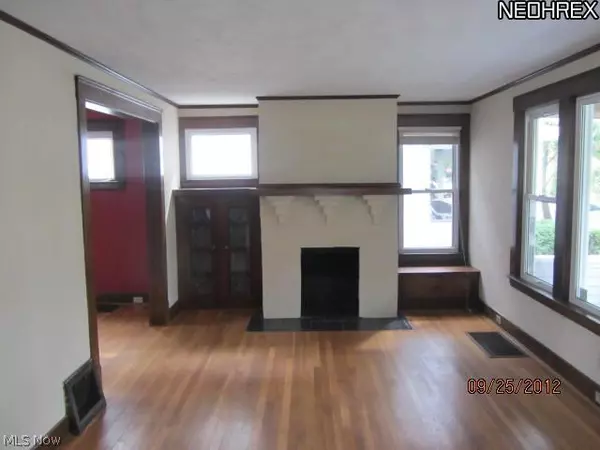 Lakewood, OH 44107,1651 Lauderdale AVE