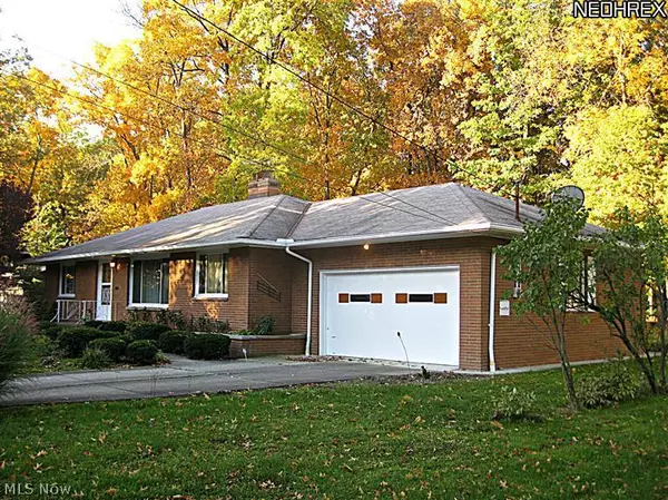 Brecksville, OH 44141,7532 Winding WAY