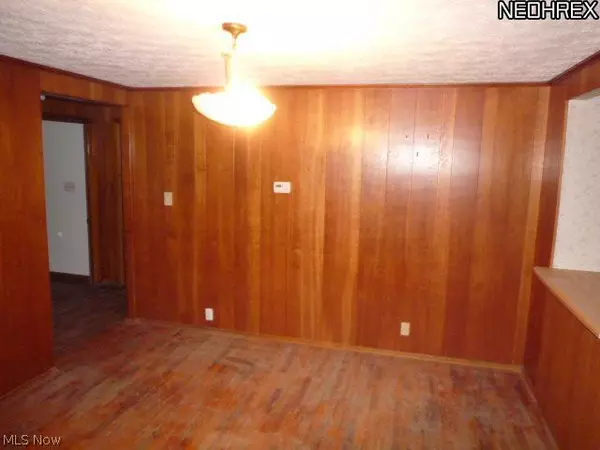 Ravenna, OH 44266,4302 Rock Spring RD