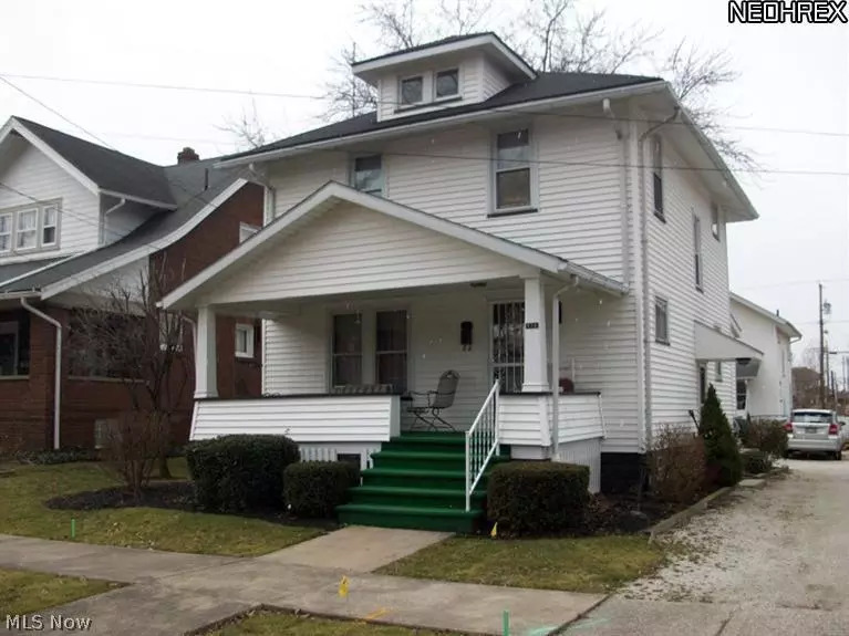 915 Seneca ST NE, Massillon, OH 44646