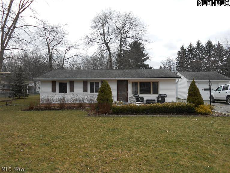 1014 Thistleridge DR, Macedonia, OH 44056