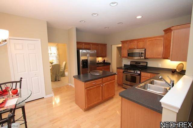 Macedonia, OH 44056,8177 Naples WAY