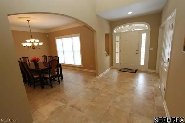 Streetsboro, OH 44241,102 Emerald AVE