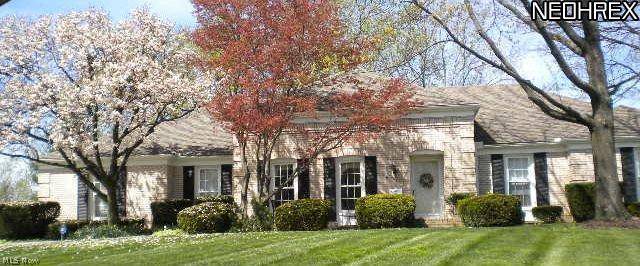 5087 Chickadee LN, Lyndhurst, OH 44124