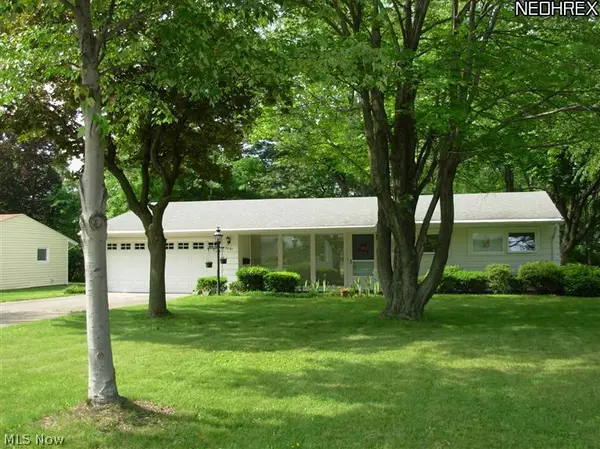 5281 Dogwood TRL, Lyndhurst, OH 44124