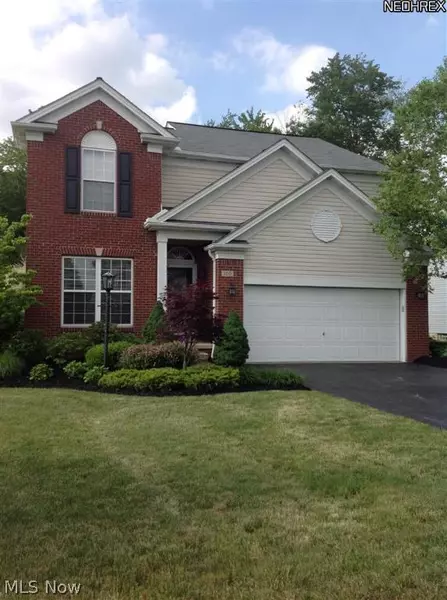 100 Renaissance CT, Chagrin Falls, OH 44023