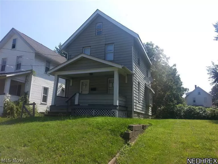 1217 Bellows ST, Akron, OH 44301