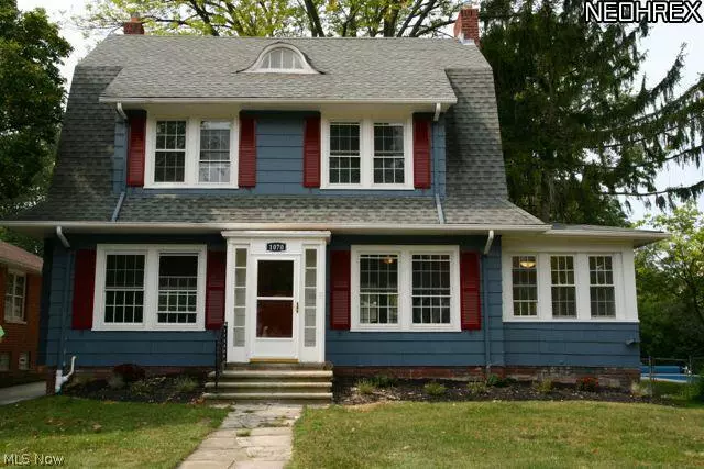 Lakewood, OH 44107,1070 Homewood DR