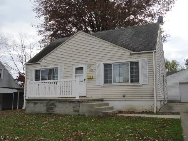 1462 Haynes AVE, Barberton, OH 44203