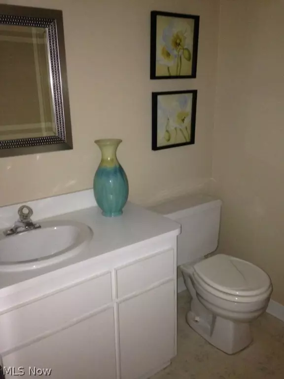 Solon, OH 44139,32675 Jefferson DR #75