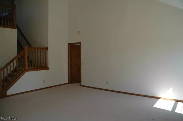 Mentor, OH 44060,8782 Jamesway CT #12