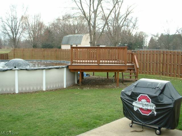 Salem, OH 44460,1019 W Pine Lake RD