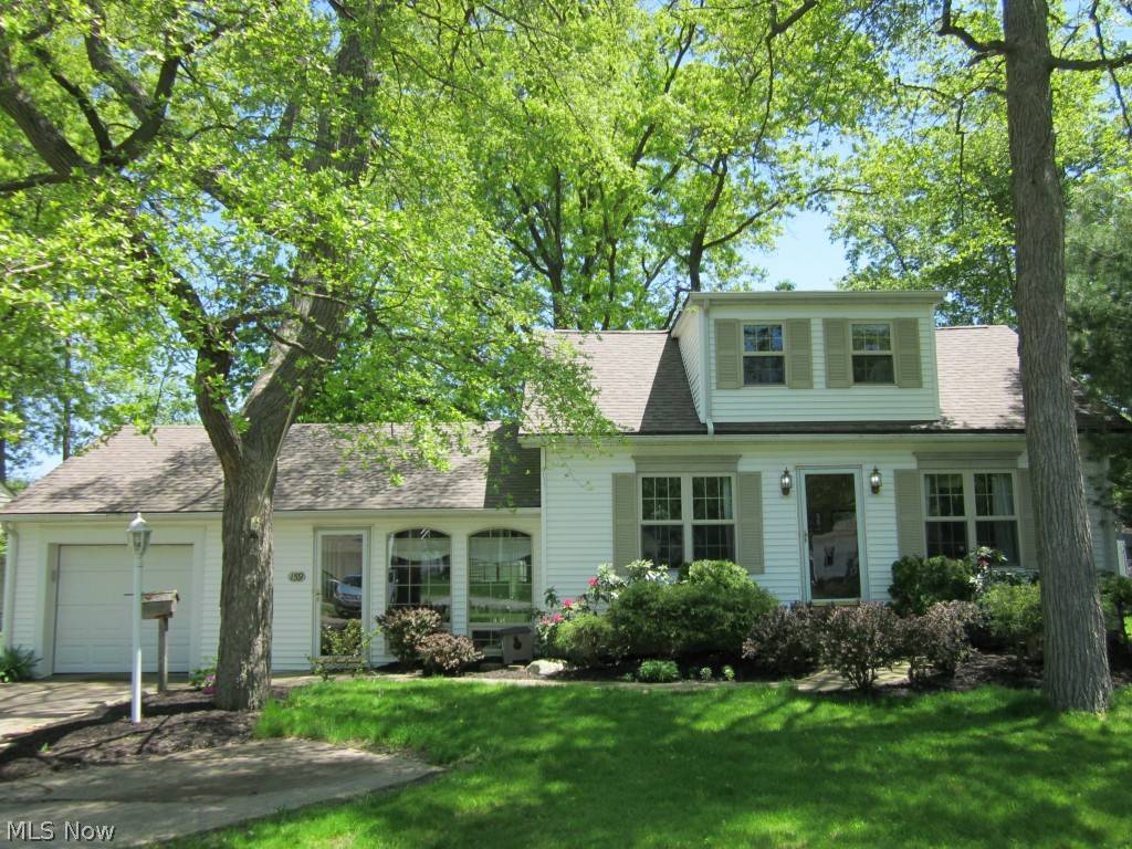 159 Mull AVE, Avon Lake, OH 44012
