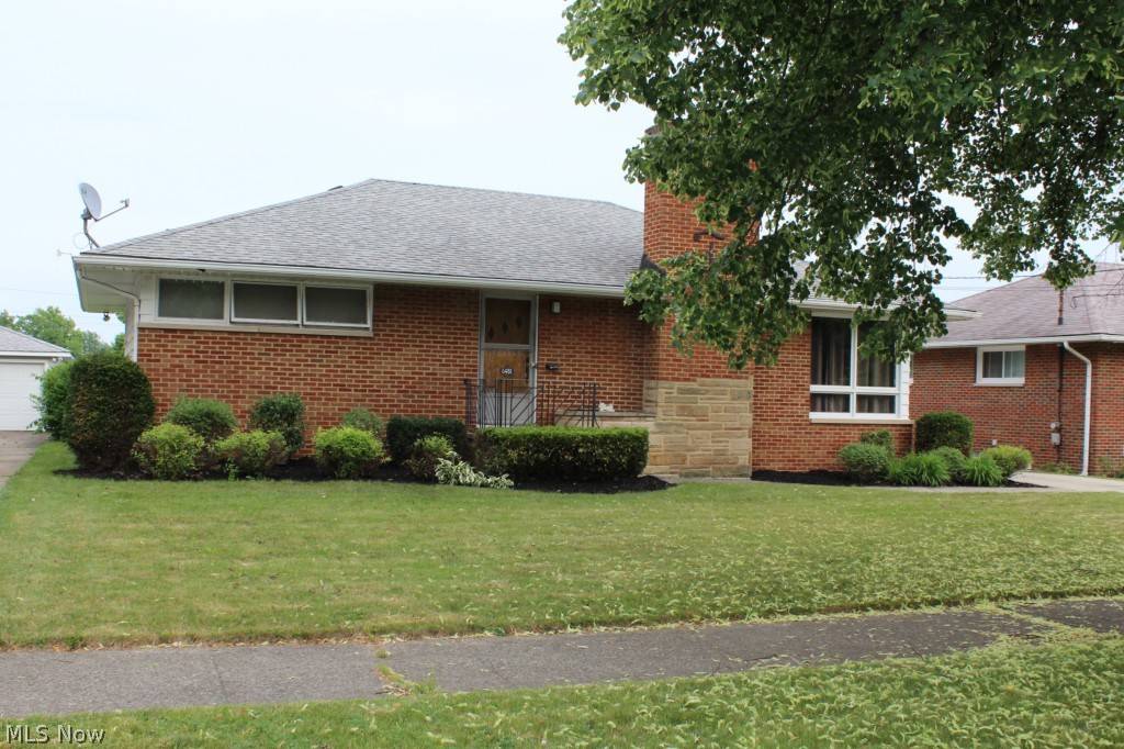 Parma Heights, OH 44130,6481 Anita DR