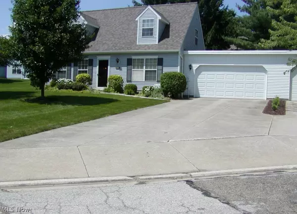 Cuyahoga Falls, OH 44223,3365 Brookside LN