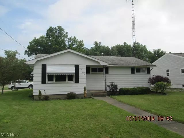 496 W Virginia AVE, Sebring, OH 44672