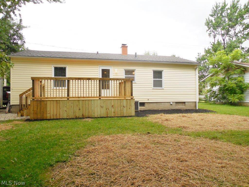 Stow, OH 44224,5465 Young RD