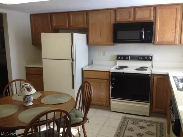 Wadsworth, OH 44281,705 Bent Creek DR