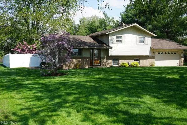 1463 Station RD, Valley City, OH 44280