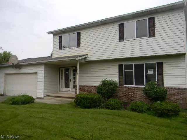 4943 Foxwynde, Richmond Heights, OH 44143