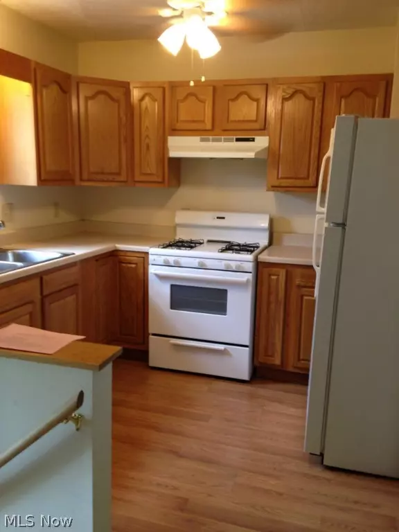Ravenna, OH 44266,612 Page ST