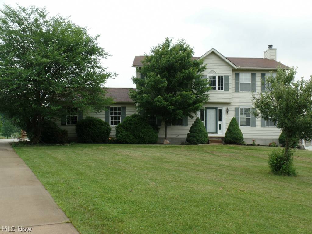 7827 State ST, Garrettsville, OH 44231