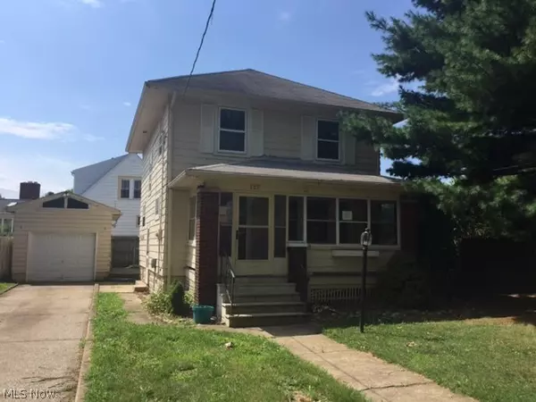 527 W 30th ST, Lorain, OH 44055