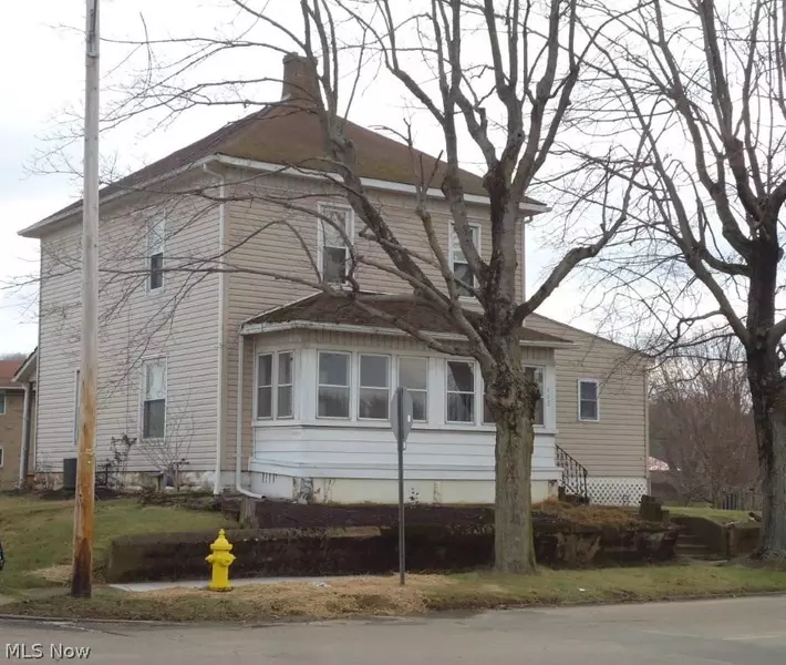 703 S River ST, Newcomerstown, OH 43832