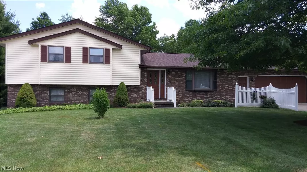 213 Tanglewood DR, Dalton, OH 44618