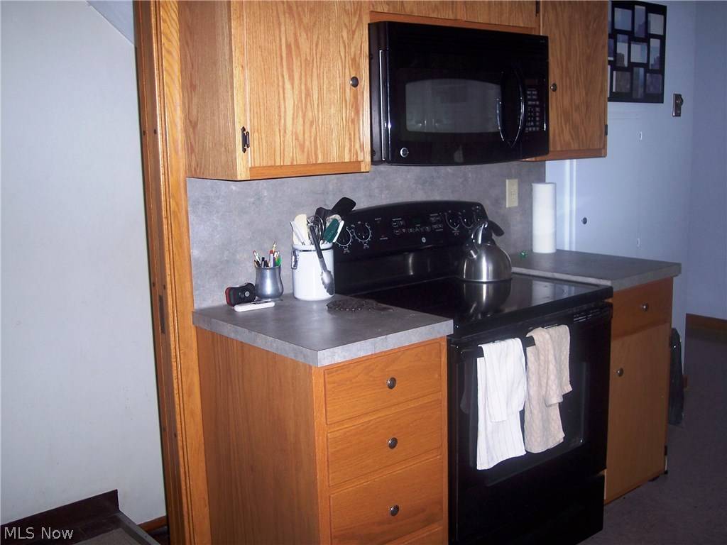 Orrville, OH 44667,600 S Vine ST