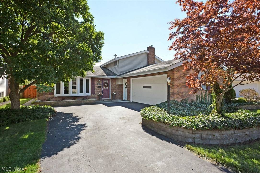 22337 Marleen, Fairview Park, OH 44126