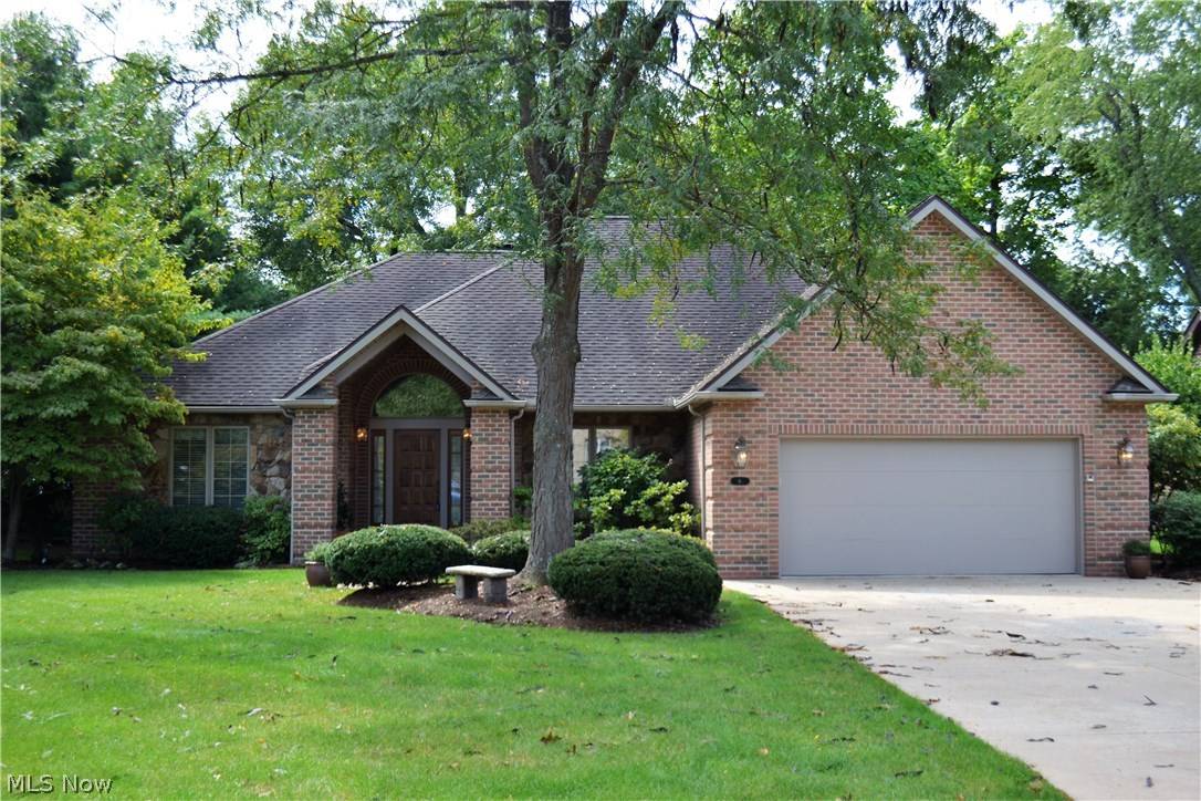 6 Auburn AVE SE, North Canton, OH 44709